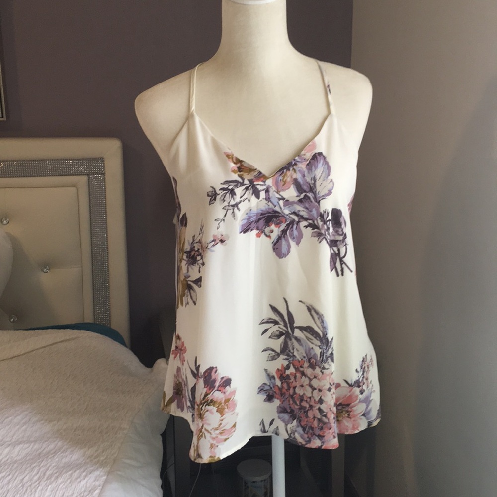 Flowered shell tank top